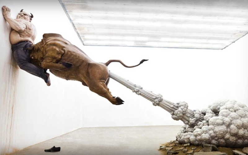 This Is One Crazy Sculpture! See The “Farting Bull” Pinning Bernie Madoff To The Wall